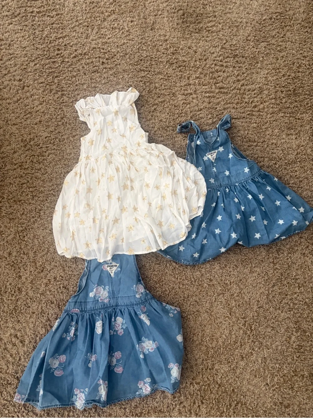 Girls lot of Oshkosh dresses, size 4T